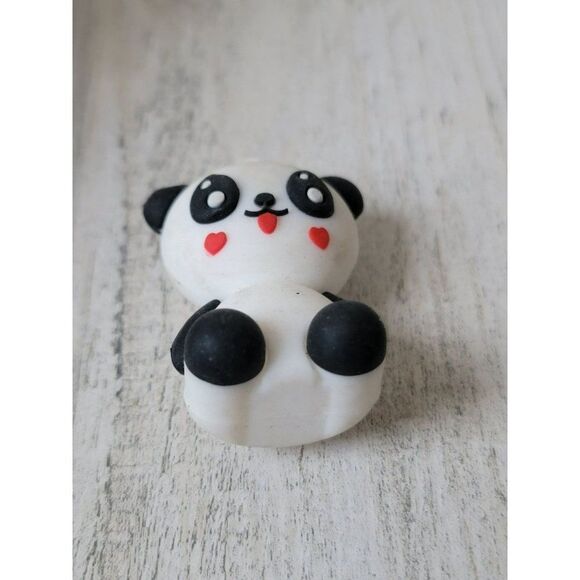 Mini heart panda bear keychain AS IS toy figure - Picture 3 of 5